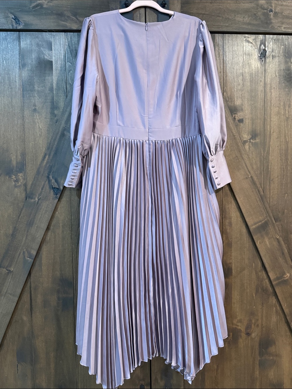 dainty jewells dress - Picture 4 of 5